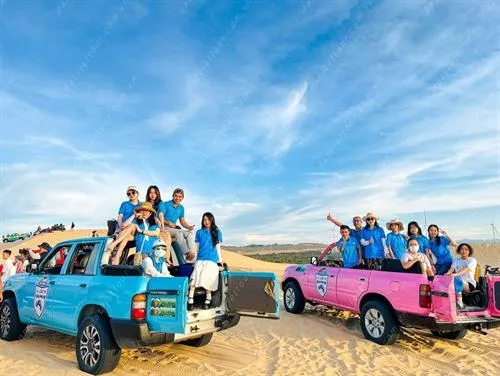 Mui Ne Private Jeep Tour From HCM 